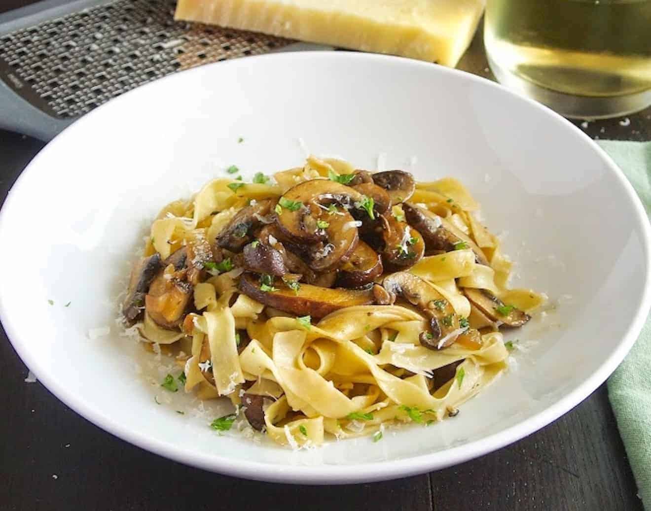 Tagliatelle Al Funghi